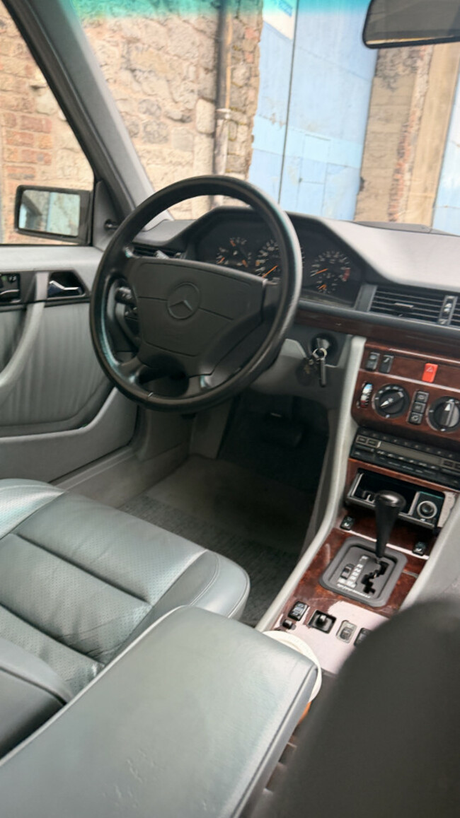 Merc 500E Interior