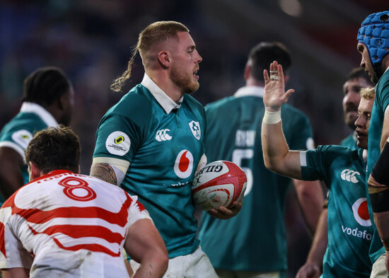 sean-jansen-celebrates-with-craig-casey-after-scoring-his-sides-fourth-try-of-the-match