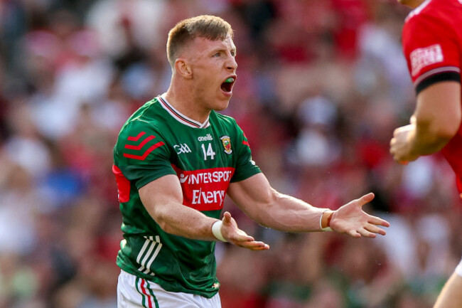 ryan-odonoghue-celebrates-scoring-his-sides-first-goal-of-the-match