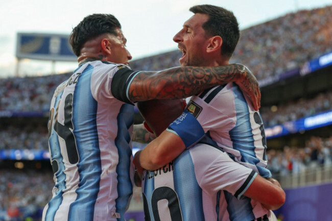 11th-july-2026-kansas-city-stadium-kansas-city-missouri-united-states-of-america-fifa-world-cup-football-argentina-versus-switzerland-lionel-messi-enzo-fernandez-and-alexis-mac-allister-of-arge