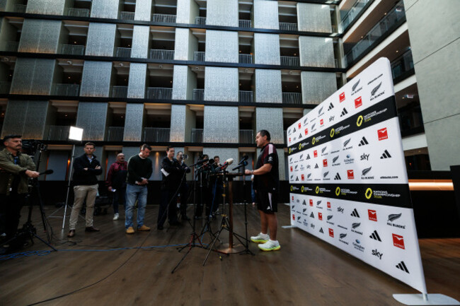dave-rennie-speaks-to-the-media