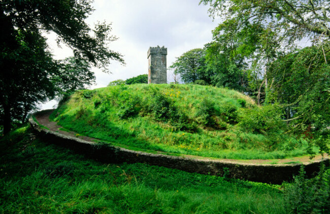 dun-dealgan-dundalk-ireland-folly-tower-1780-on-12c-norman-motte-and-bailey-site-associated-with-irish-hero-cuchulainn