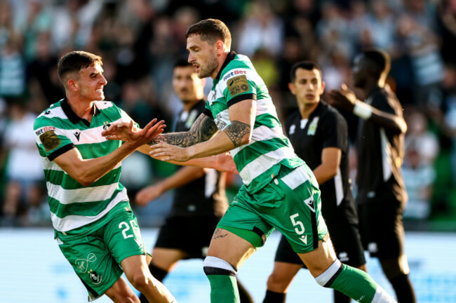 lee-grace-celebrates-with-john-osullivan-after-he-scores-his-sides-1st-goal-of-the-match