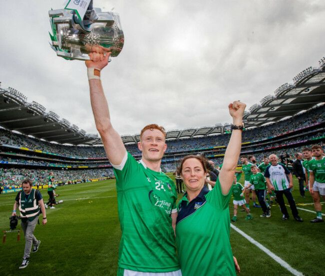 william-odonoghue-celebrates-with-the-liam-maccarthy