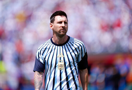 argentinas-lionel-messi-warms-up-ahead-of-the-fifa-world-cup-2026-final-at-the-new-york-new-jersey-stadium-picture-date-sunday-july-19-2026