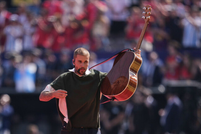 justin-bieber-performs-at-halftime-during-the-world-cup-final-soccer-match-between-spain-and-argentina-in-east-rutherford-n-j-near-new-york-sunday-july-19-2026-ap-photoabbie-parr