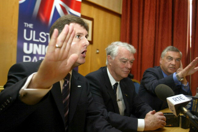 uup-members-vote-in-favour-of-trimble