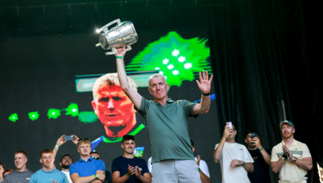 john-kiely-celebrates-with-the-liam-maccarthy-cup