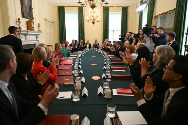 cabinet-meeting