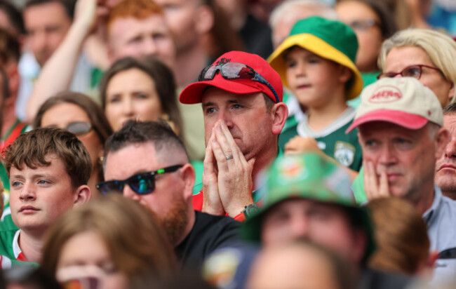 a-view-of-a-mayo-fan