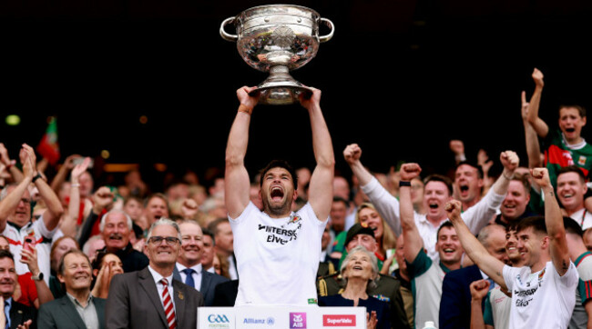 aidan-oshea-celebrates-with-the-sam-maguire-cup