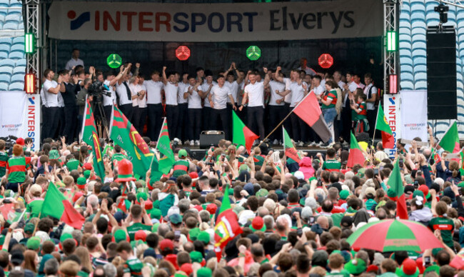 the-mayo-team-acknowledge-their-supporters-on-stage