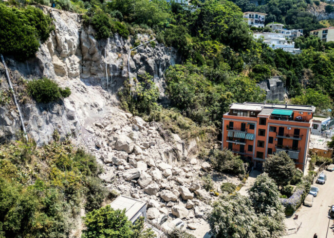 a-view-of-the-damage-caused-by-a-magnitude-4-7-earthquake-that-struck-pozzuoli-near-naples-italy-saturday-aug-1-2026-alessandro-garofalolapresse-via-ap