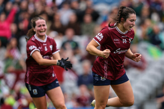 leanne-coen-celebrates-scoring-her-sides-second-goal
