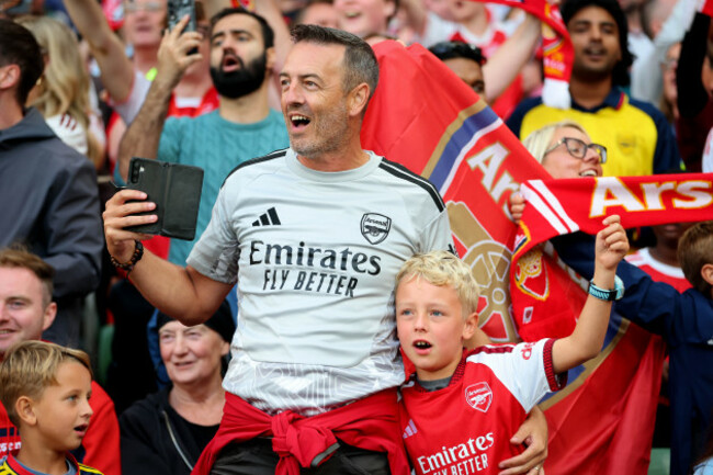 arsenal-fans