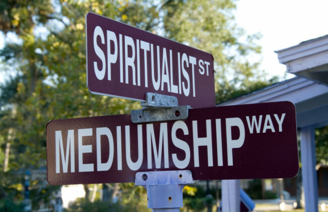 spiritualism-signs-for-streets-in-unique-psychic-village-of-cassadaga-florida