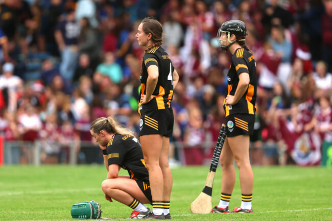 kilkenny-players-dejected