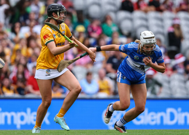sarah-oneill-with-jade-bergin