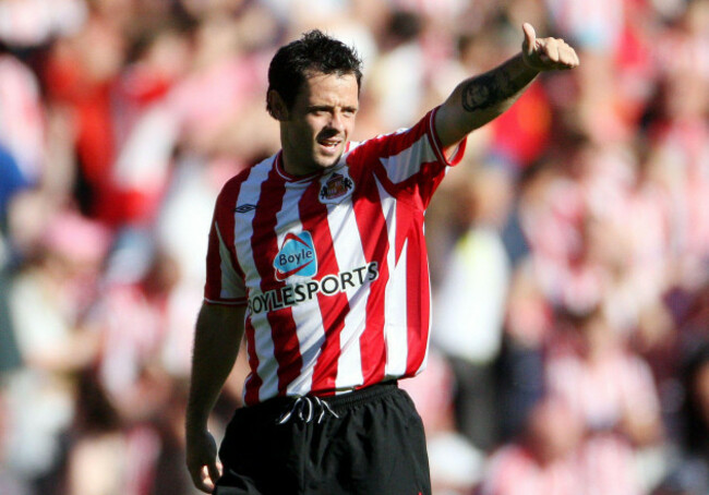 sunderlands-andy-reid-celebrates-scoring-against-hull-city-during-their-english-premier-league-soccer-match-at-the-stadium-of-light-sunderland-england-saturday-sept-12-2009-ap-photoscott-hep
