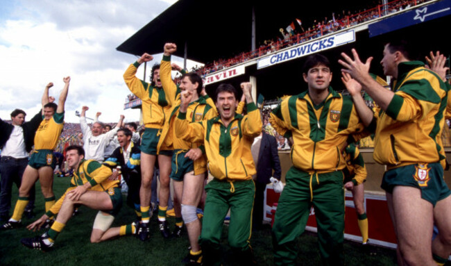 the-donegal-bench-looks-on-in-the-closing-stages