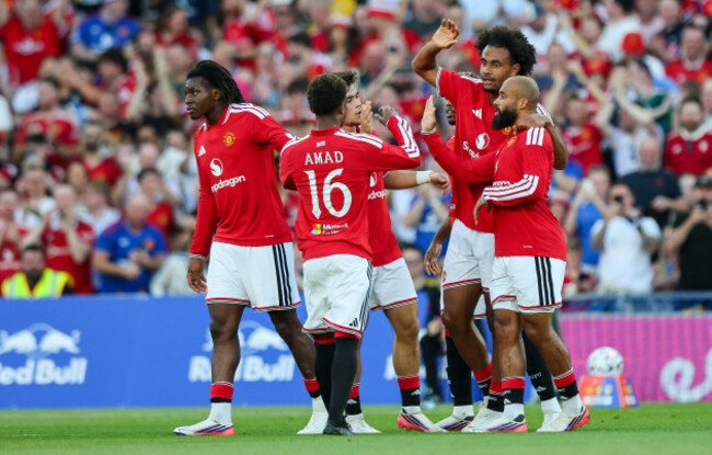 joshua-zirkzee-celebrates-scoring-a-goal-with-teammates