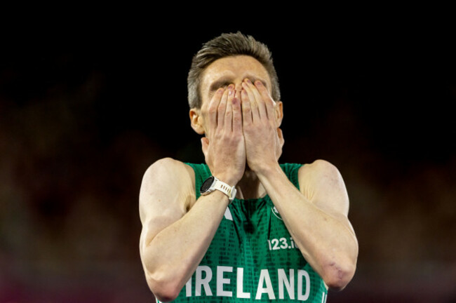 mark-english-celebrates-winnin-gold
