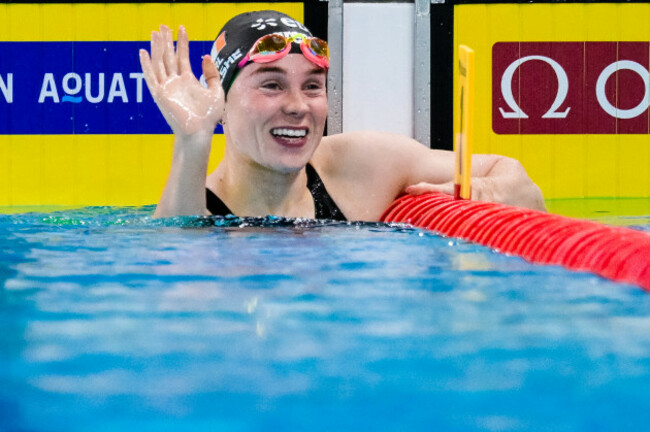 ellen-walshe-celebrates-after-winning-gold