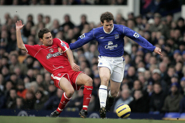 luke-young-kevin-kilbane-everton-v-charlton-athletic-goodison-park-liverpool-england-22-january-2005