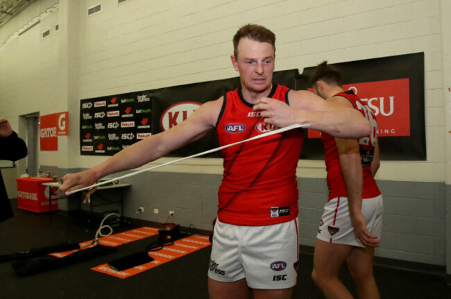 brendon-goddard-of-the-bombers-retires-at-the-end-of-the-round-23-afl-match-between-the-port-adelaide-power-and-the-essendon-bombers-at-adelaide-oval-in-adelaide-friday-august-24-2018-aap-imagek