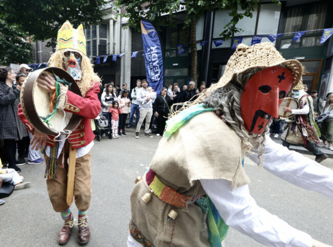 LR DUBLIN CITY FLEADH 8623
