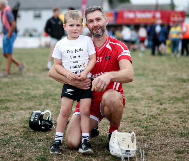 eoin-reilly-with-his-nephew-jude