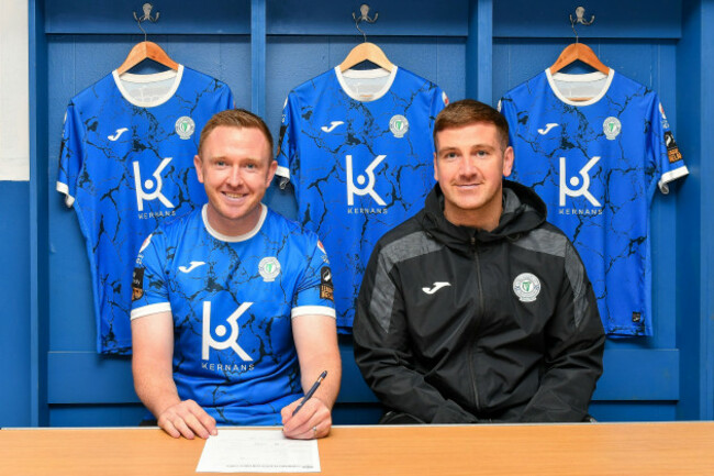 shane-ferguson-signs-for-finn-harps
