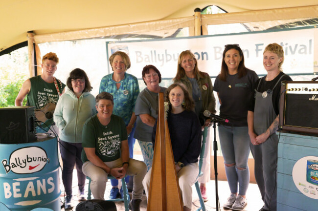 The Bean Team at Ballybunion Bean Festival L to R Sailhymn O Neart_Antoinette o Sullivan_Rena Blake_Lisa Fingleton_Karen Costello_Niamh O Brien_Grainne Toomey_Joanne O Brien_Lily Toomey_Photo Jerome Kelliher