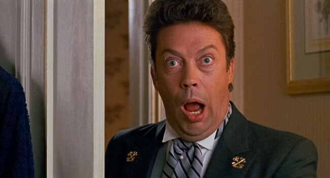 usa-tim-curry-in-20th-century-fox-holiday-special-home-alone-2-lost-in-new-york-1992-plot-one-year-after-kevin-mccallister-was-left-home-alone-and-had-to-defeat-a-pair-of-bumbling-bur