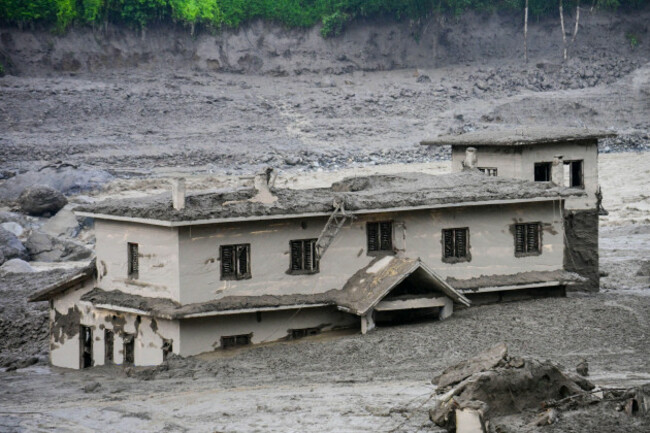nuwakot-bagmati-nepal-26th-aug-2026-nuwakot-nepal-august-26-2026-an-aftermath-view-of-flash-floods-and-mudslides-along-the-trishuli-river-a-catastrophic-flash-flood-swept-through-nepals-no