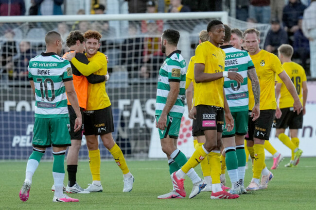 kups-kuopio-players-celebrate-after-the-match