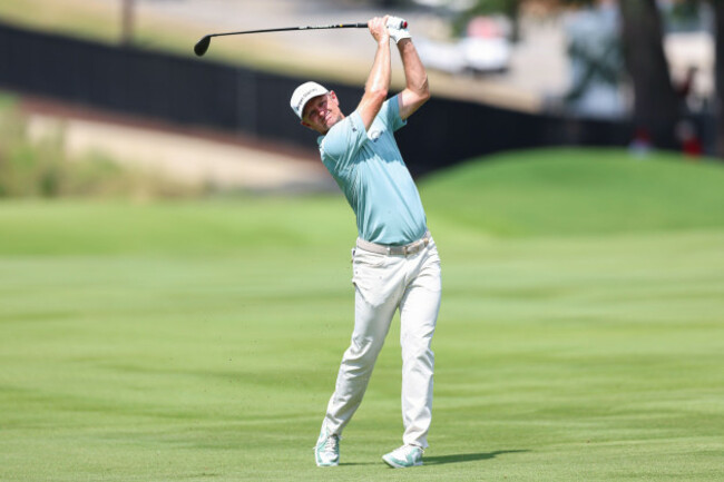 justin-rose-plays-a-shot-from-the-fairway-on-the-first-hole-during-the-second-round-of-the-tour-championship-golf-tournament-friday-aug-28-2026-in-atlanta-ap-photocolin-hubbard