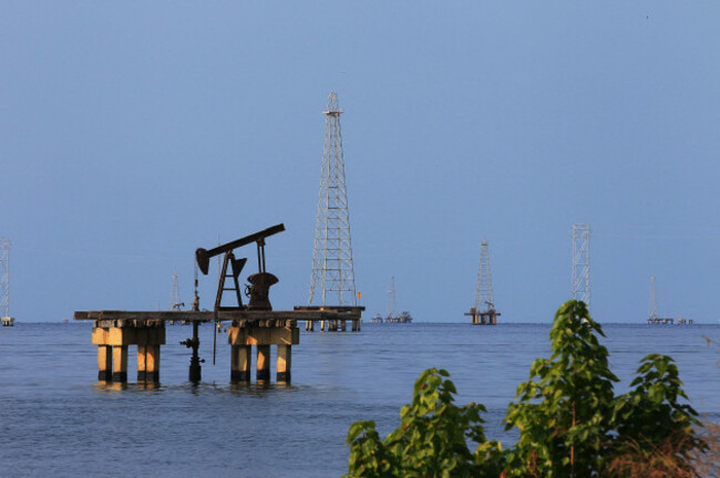 non-exclusive-photo-file-general-view-of-the-towers-and-oil-platforms-of-the-state-oil-company-of-venezuela-venezuelan-oil-company-sa-pdvsa