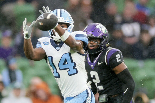 c-j-sadler-makes-a-catch
