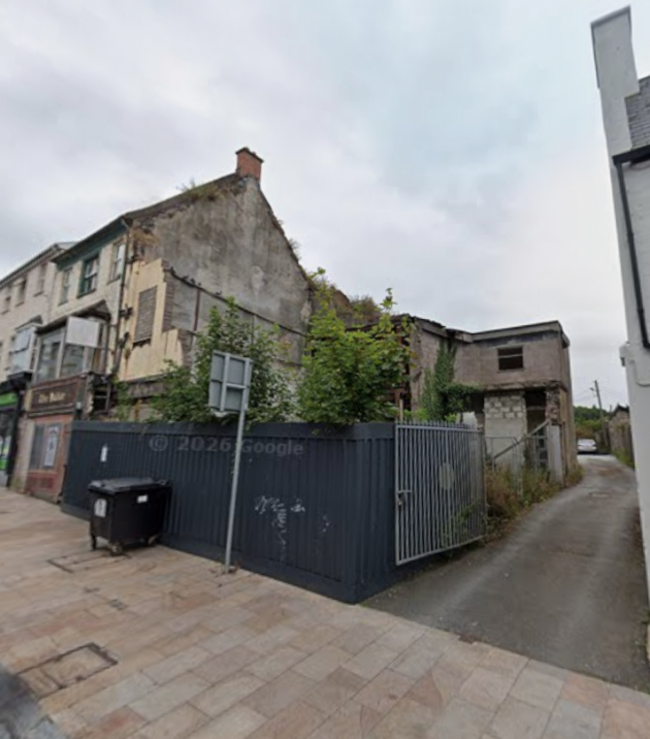 78 Thomas Davis st