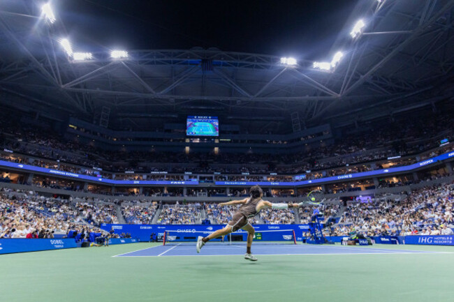 flushing-meadows-united-states-02nd-sep-2026-carlos-alcaraz-of-spain-returns-a-ball-to-jaime-faria-of-portugal-in-the-third-set-of-their-second-round-match-in-arthur-ashe-stadium-at-the-2026-us-op