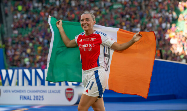 katie-mccabe-celebrating-winning-the-womens-uefa-champions-league-final-with-the-irish-flag