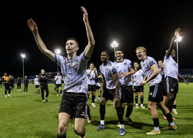 lee-devitt-celebrates-winning-the-match