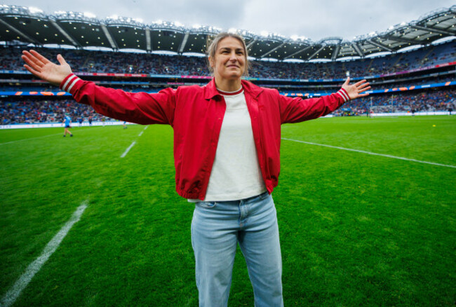katie-taylor-greets-the-crowd-at-half-time