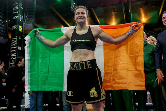 katie-taylor-celebrates-winning-by-unanimous-decision
