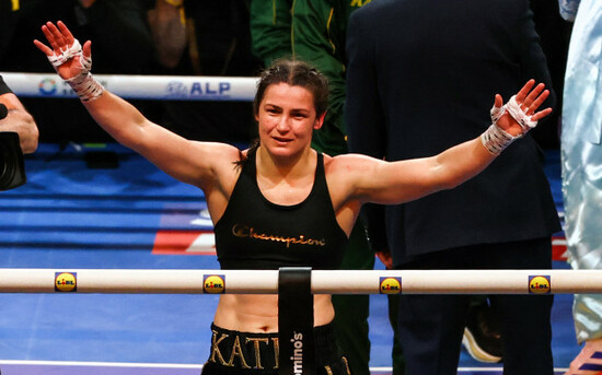katie-taylor-celebrates-winning-by-unanimous-decision