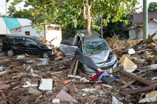 pandeglang-banten-indonesia-29th-dec-2018-a-view-of-carita-village-after-the-tsunami-hit-on-december-29-2018-in-pandeglang-regency-banten-province-indonesia-a-tsunami-struck-indonesias-sund