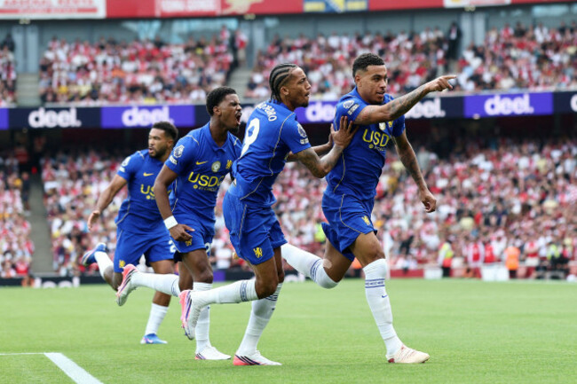 london-uk-6th-sep-2026-morgan-rogers-of-chelsea-celebrates-scoring-his-sides-opening-goal-during-the-arsenal-vs-chelsea-premier-league-match-at-the-emirates-stadium-london-picture-credit-should
