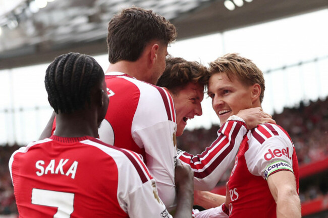 london-uk-6th-sep-2026-martin-odegaard-of-arsenal-scoring-and-celebrating-his-sides-second-goal-during-the-arsenal-vs-chelsea-premier-league-match-at-the-emirates-stadium-london-picture-credit-s
