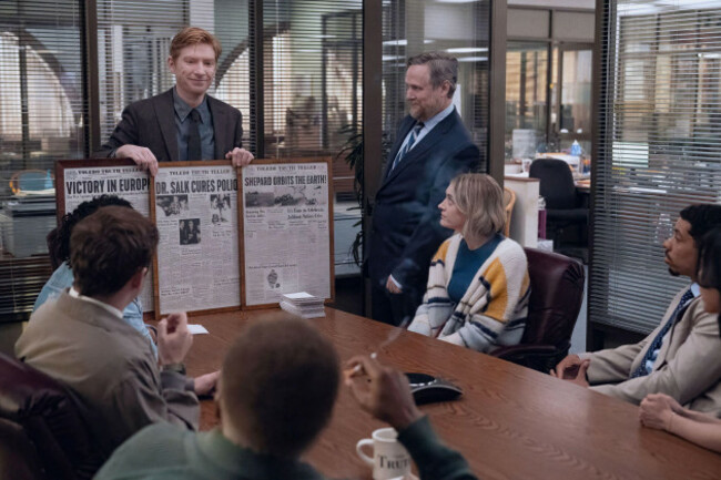 domhnall-gleeson-in-the-paper-2025-directed-by-jeffrey-blitz-credit-3-arts-entertainment-universal-television-album